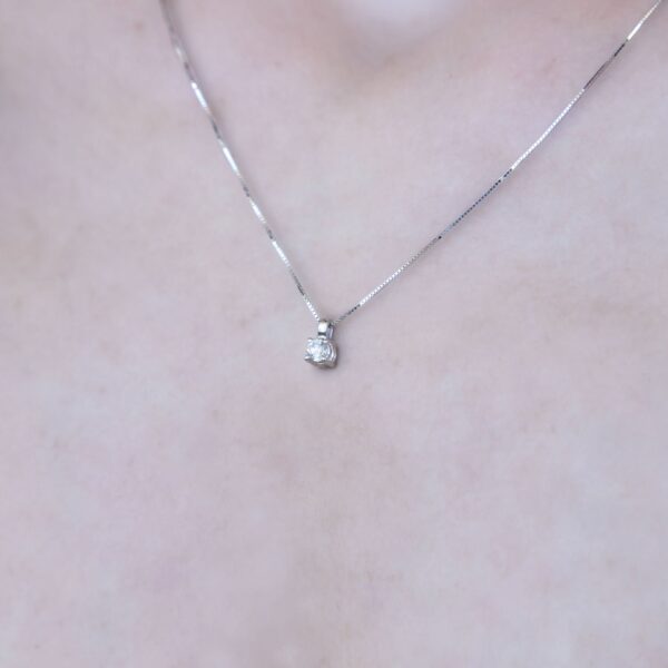 Collana-Punto-Luce